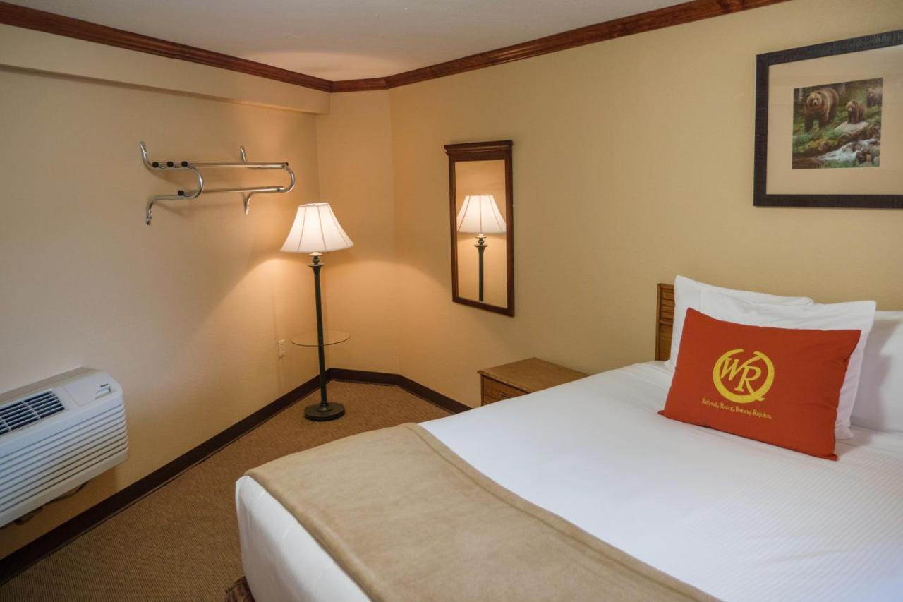 Wild Bear Inn Pigeon Forge Exterior foto