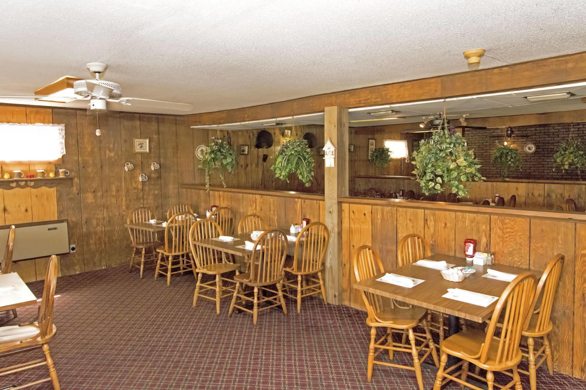 Wild Bear Inn Pigeon Forge Exterior foto